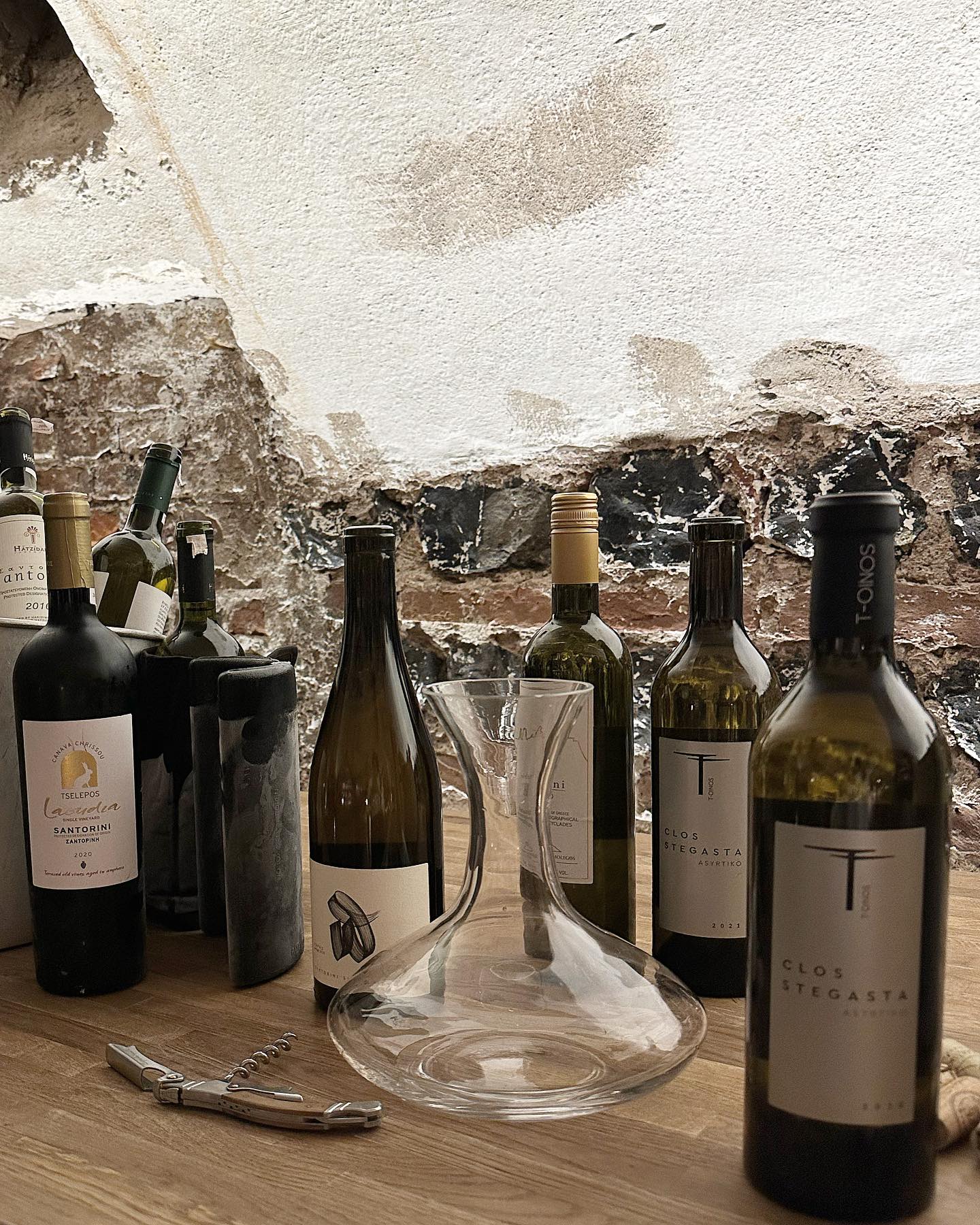 Greek Goddesses #greekwine #assyrtiko #robola #winetasting #...